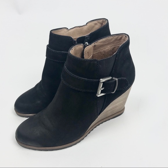 caslon wedge bootie